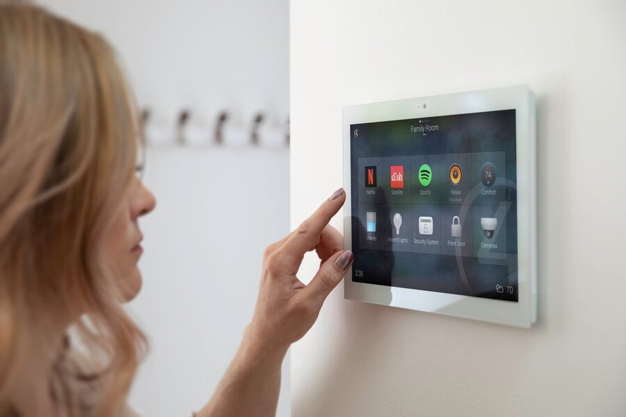 Why Work with a Control4 Dealer for Your Upcoming Projects?