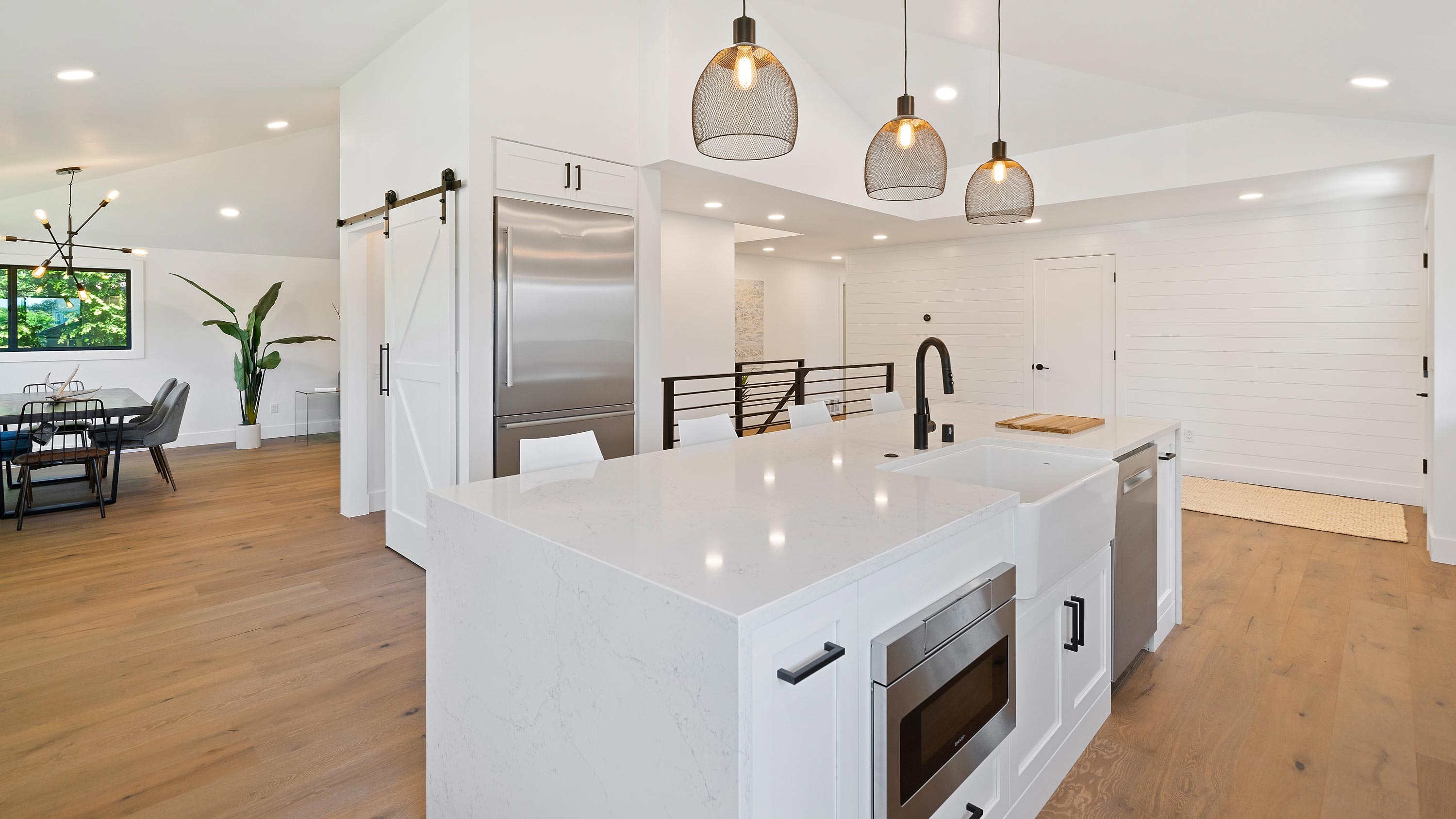 A connected, automated kitchen