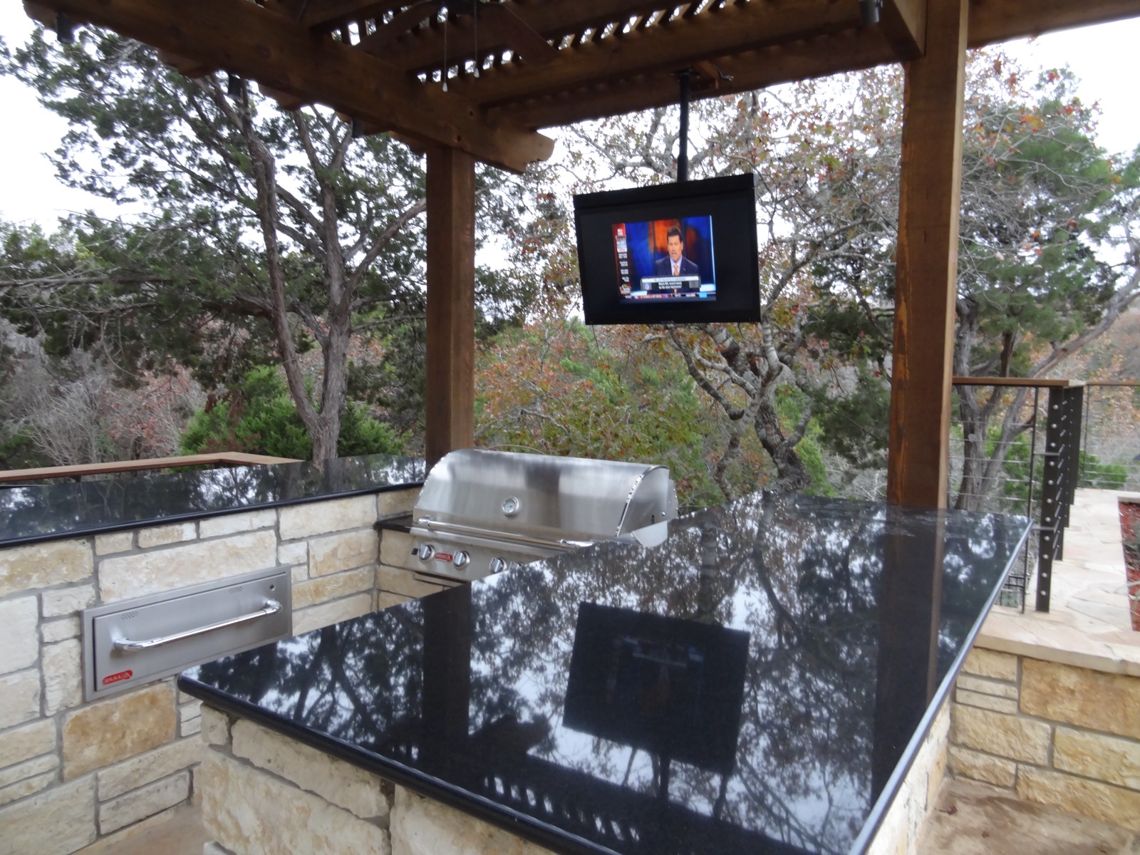 Barton Creek Outdoor Kitchen TV