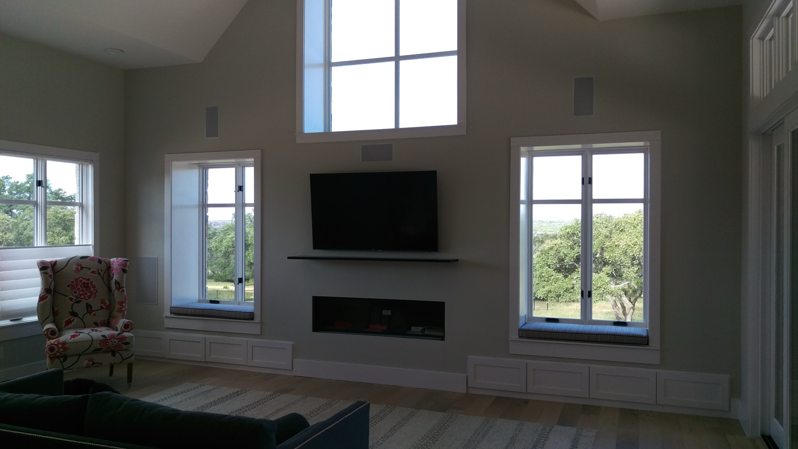 Dripping Springs TV and Surround sound