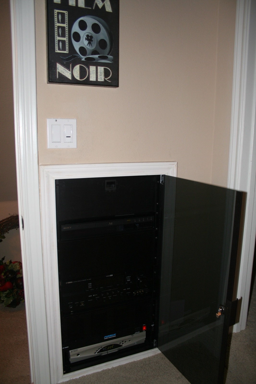 Steiner Home Theater Flush Rack