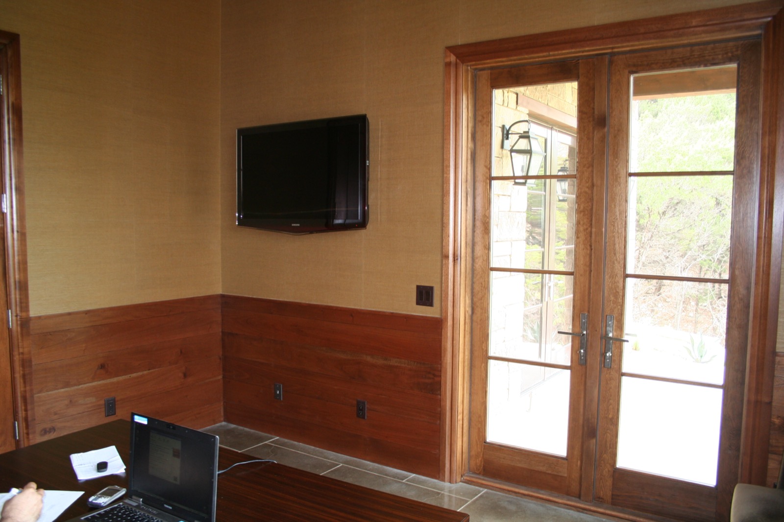 Westlake Lounge TV