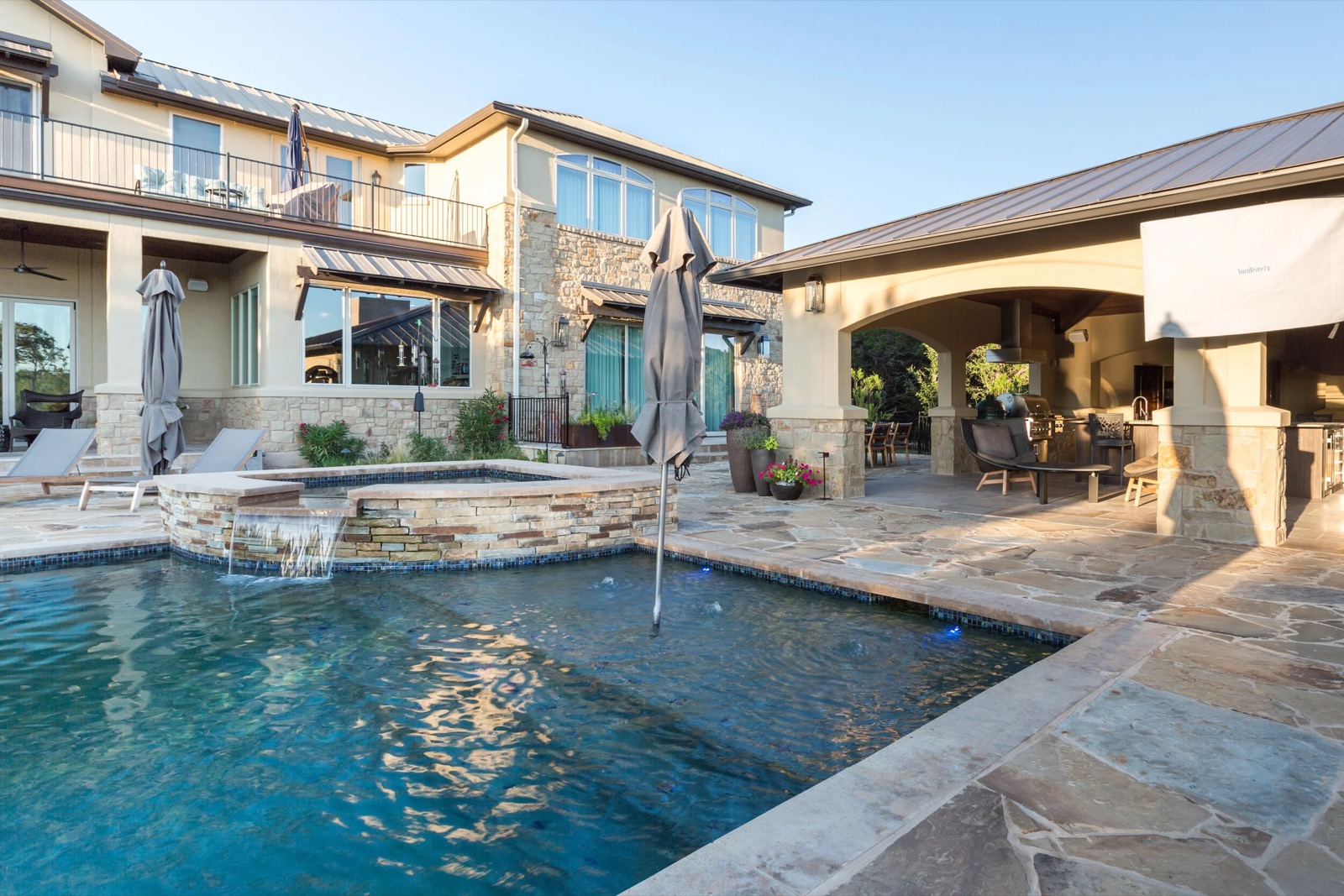 Luxury Living on Lake Travis