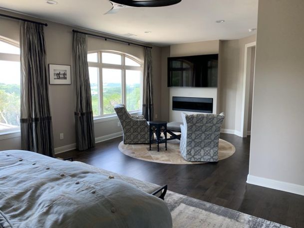 Sitting area in bedroom